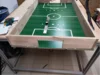 Tischfußball-Spielfeld aus Holz
