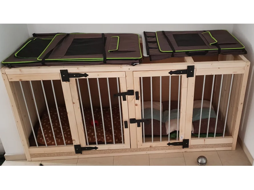 Doppel-Hundezwinger aus Holz