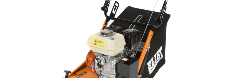 Benzin-Vertikutierer