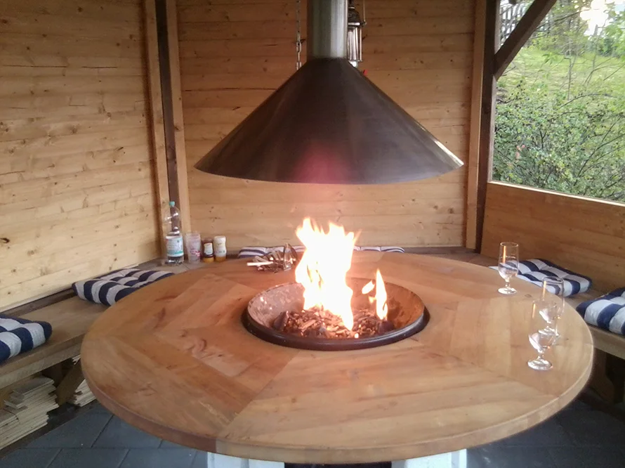 Gartenhaus mit Feuerstelle