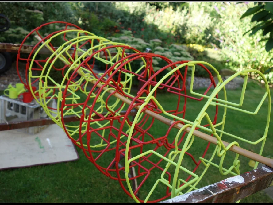 Lackierte runde Metallgitter