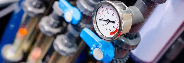 Manometer an Wasserleitungen