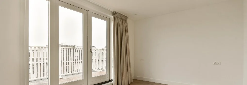 Französischer Balkon mit Balustrade