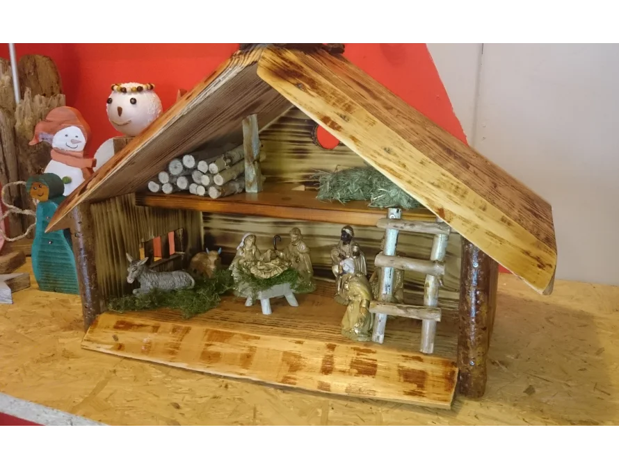 Weihnachtskrippe aus Holz
