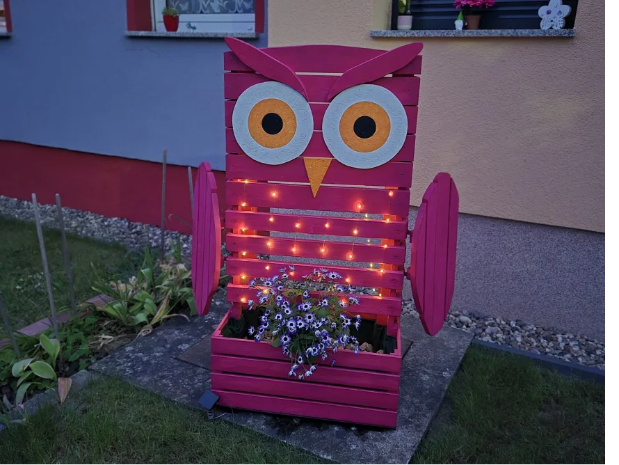 DIY Idee: Blumenkasten Eule zum Selberbauen