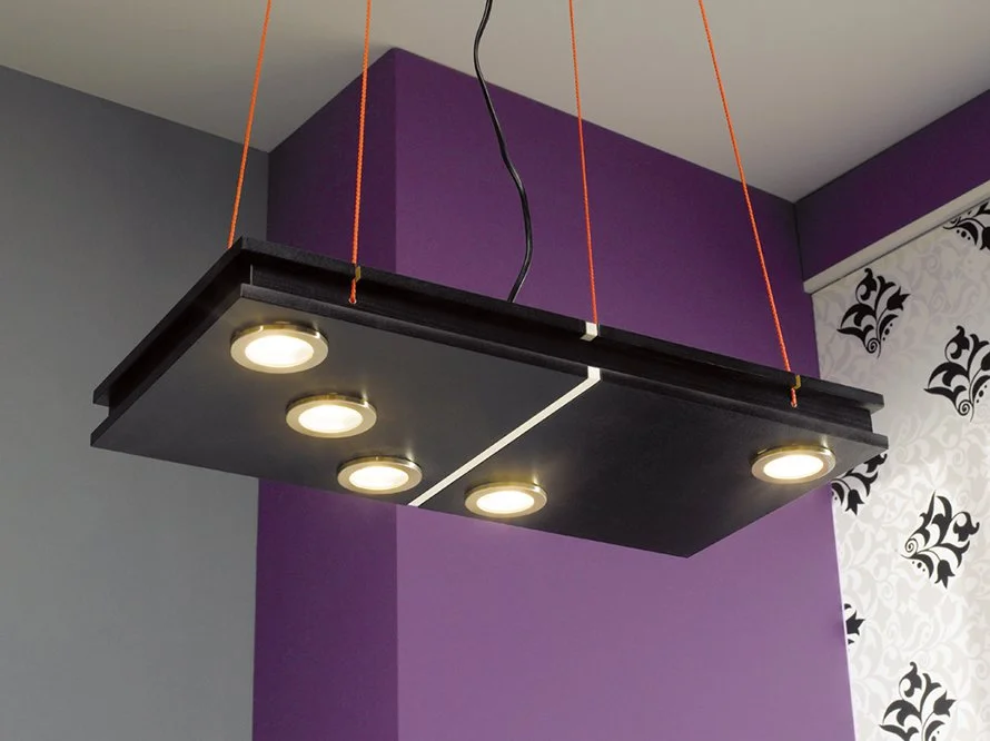 Haengeleuchte Domino nah