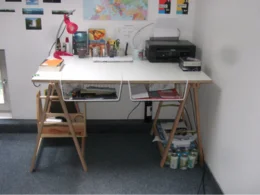 Schreibtisch für den schmalen Geldbeutel