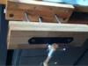 Schraubstock aus Holz