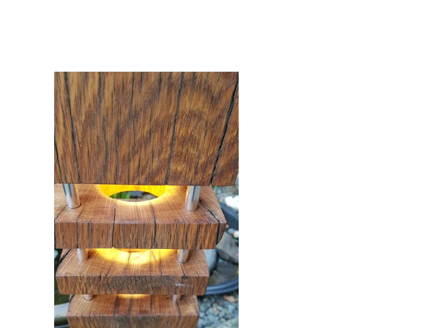 Holzlampe mit Beleuchtung