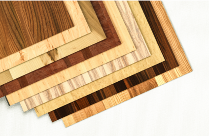 Bretter unterschiedlicher Holzarten