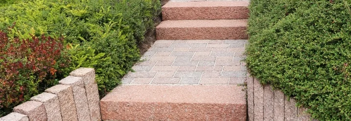 Treppe im Hanggarten