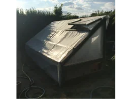 Folienhaus im Garten