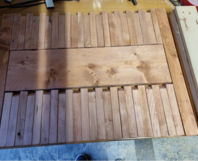 Holzlatten für ein Gartenhaus