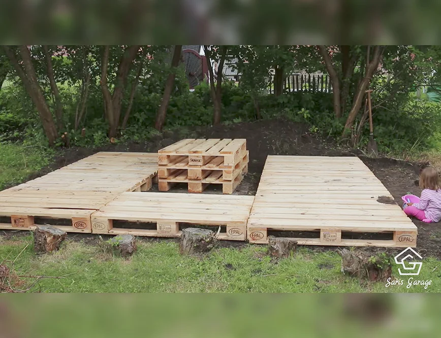 Holz für eine Terrasse aus Paletten