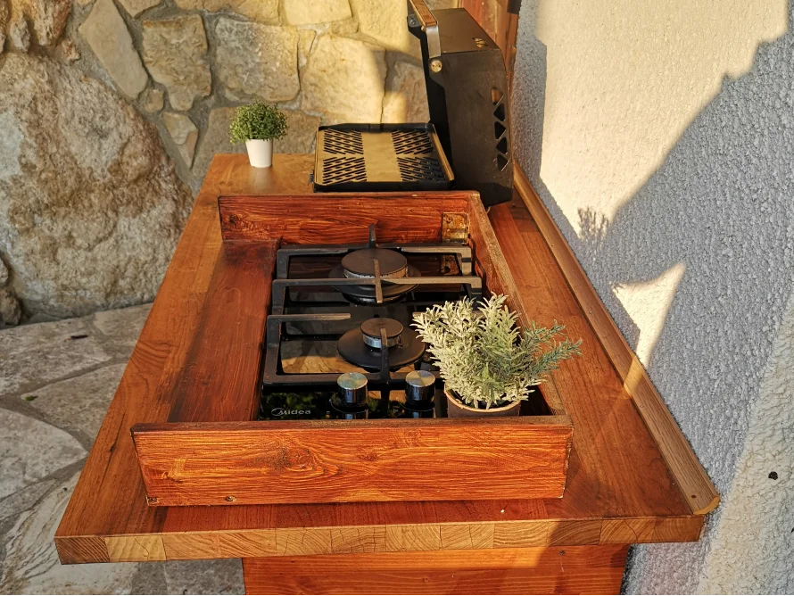 Außenküche mit Gasherd