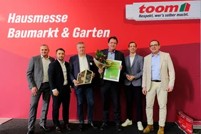 Bild von sechs Personen bei der Preisübergabe