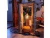 Rustikale Stehlampe aus Holz mit Kürbis