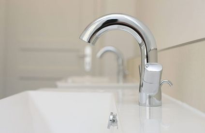 RT nachhaltiges Badezimmer Waschtischarmatur 20 44 717x467 Badezimmer Armature Waschbecken nachhaltig wassersparend