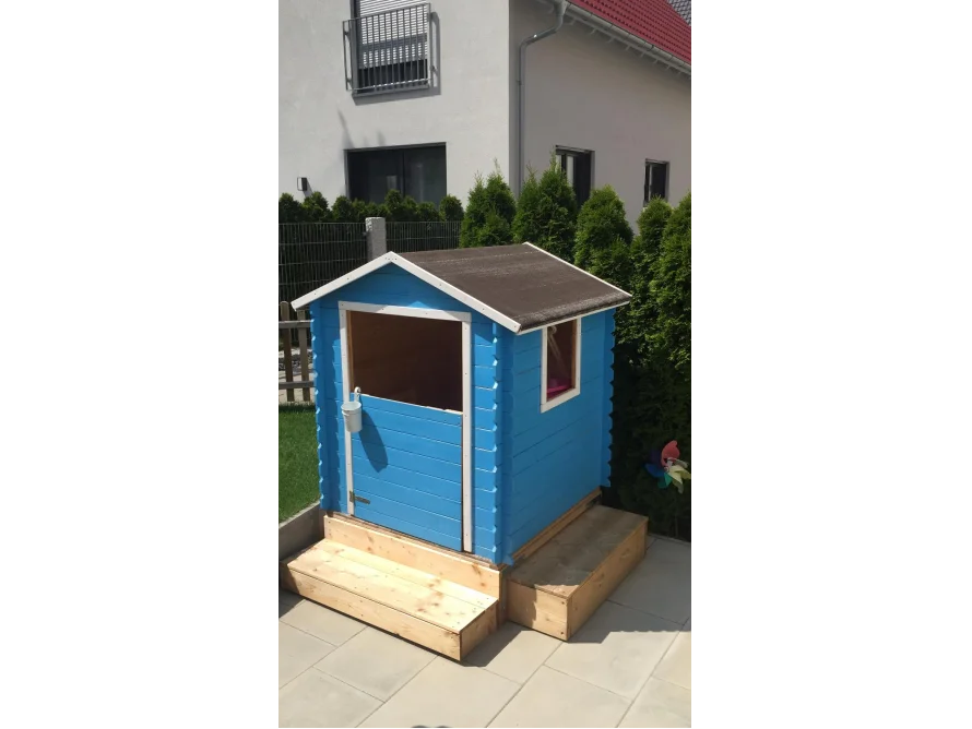 Spielhaus mit ausziehbarem Sandkasten