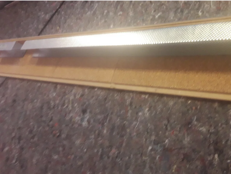 Metallprofil auf Holzrahmen