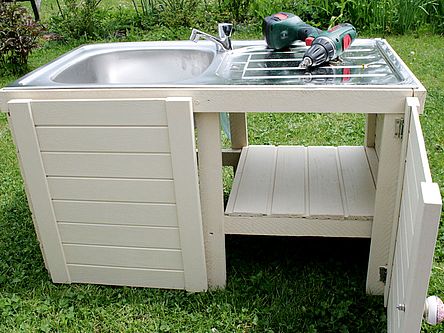 Gartenspüle mit Akkuschrauber
