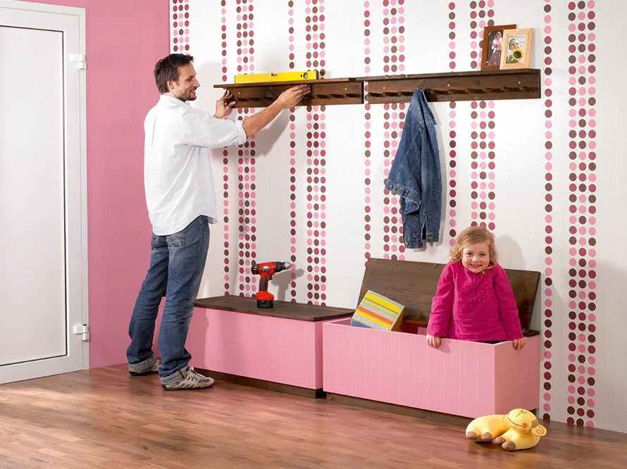 Garderobe Charles voll