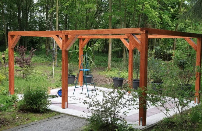 Pavillon selber bauen: DIY-Anleitung & Tipps