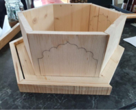 Sechseckiges Holzgestell