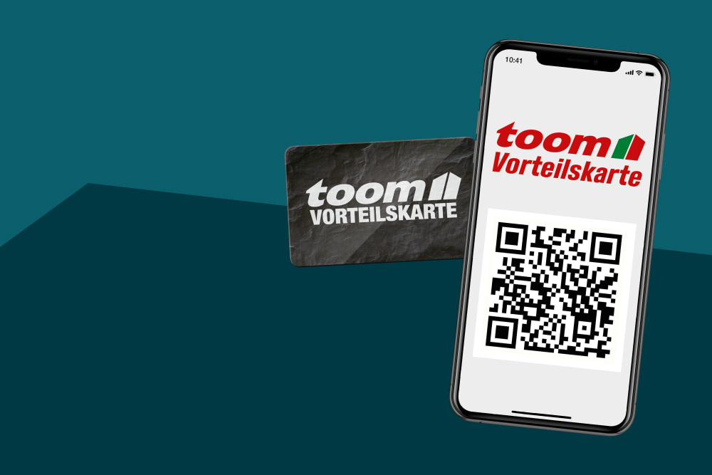 Eine physische Vorteilskarte und die digitale Version auf einem Smartphone mit QR-Code.