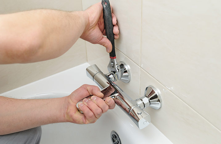 Dusche Reparieren: Schritt-für-Schritt Anleitung und Profi-Tipps