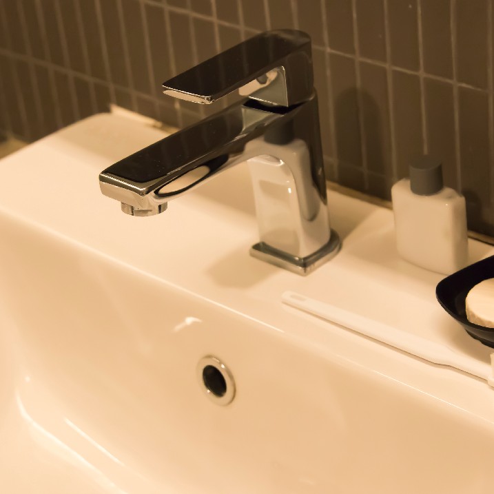 Waschbecken reparieren