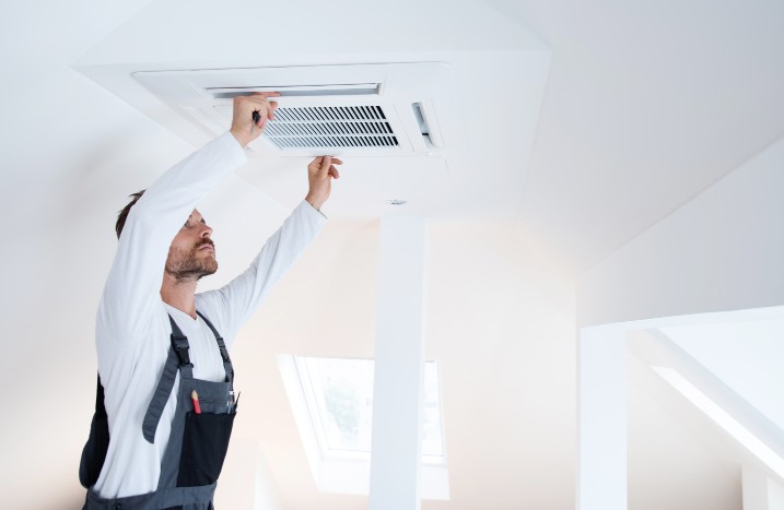 Klimaanlage im Dachgeschoss installieren