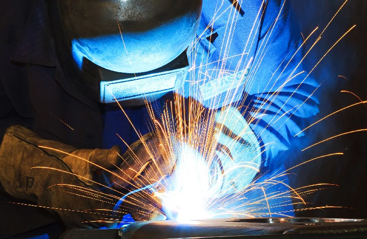 Schweißer bei der Arbeit