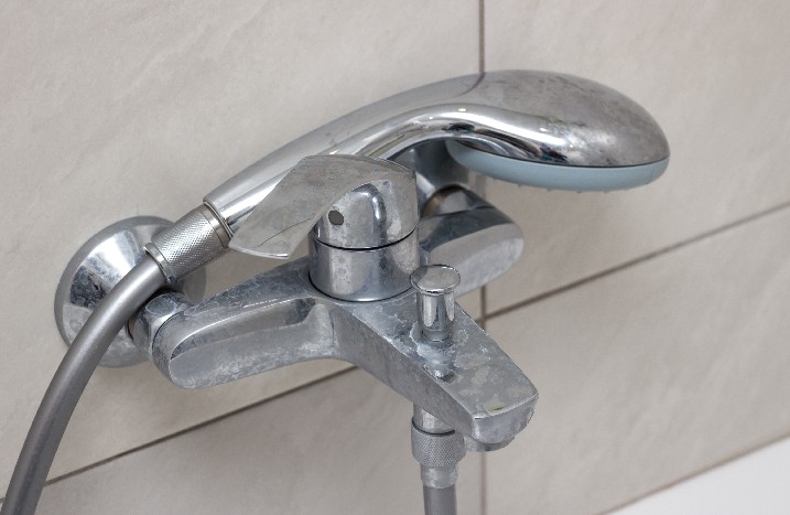 Badezimmer Kalkflecken Dusche Bad