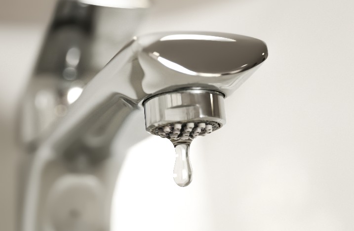 Wasserhahn tropft