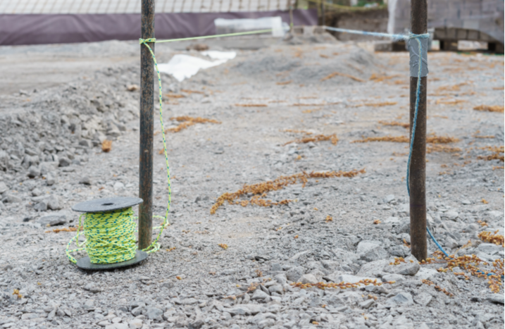 Richtschnur für Mauer