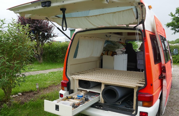Auto-Regal für Campervan selber bauen 