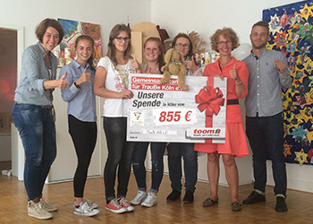 toom Spendenübergabe TrauBe Köln