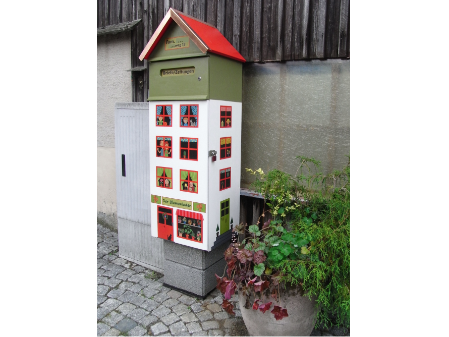 Briefksten mit Paketbox