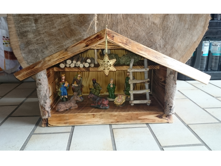 Weihnachtskrippe aus Holz