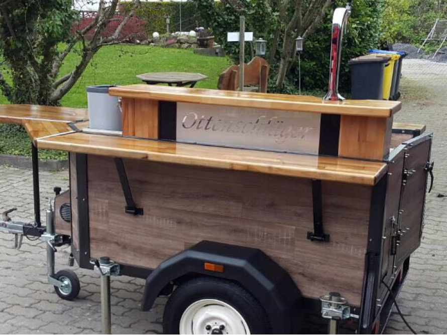 Mobiler Ausschankwagen mit Zapfanlage