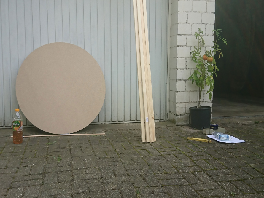 Material für ein selbstgebautes Gartenhaus