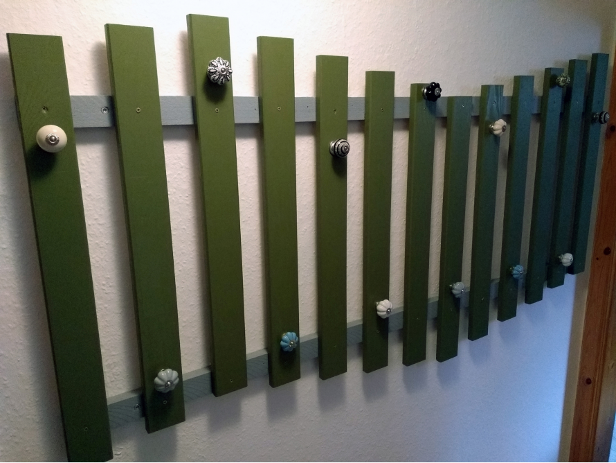 Lattenrost-Garderobe