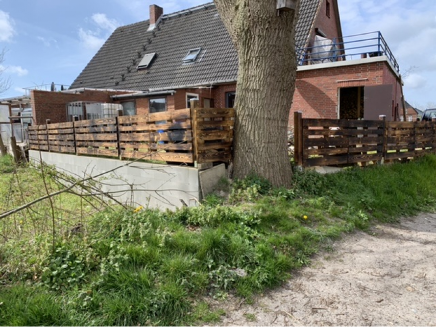 Gartenzaun aus Palettenholz