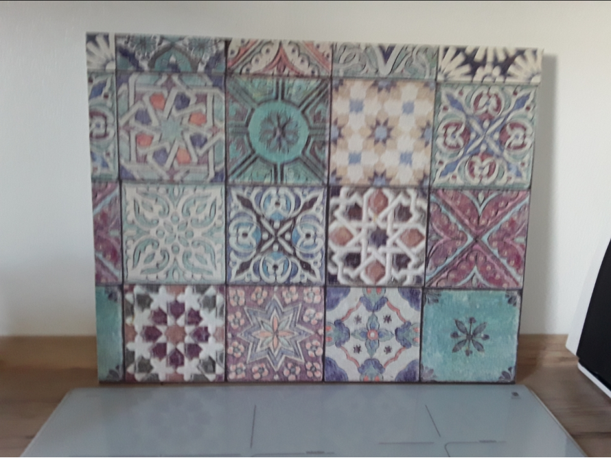Wandbild mit Fliesenmuster