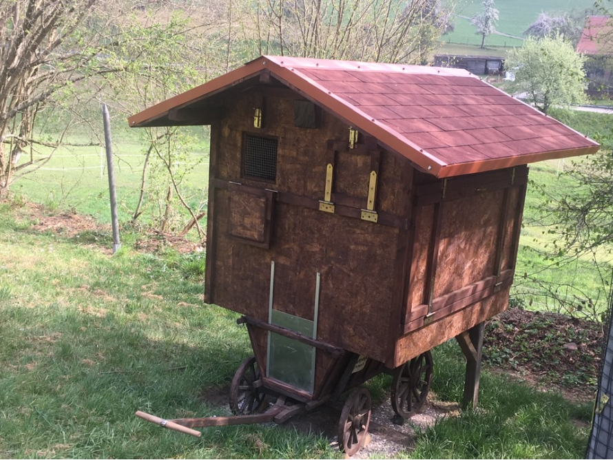 Mobiler Hühnerstall aus Holz