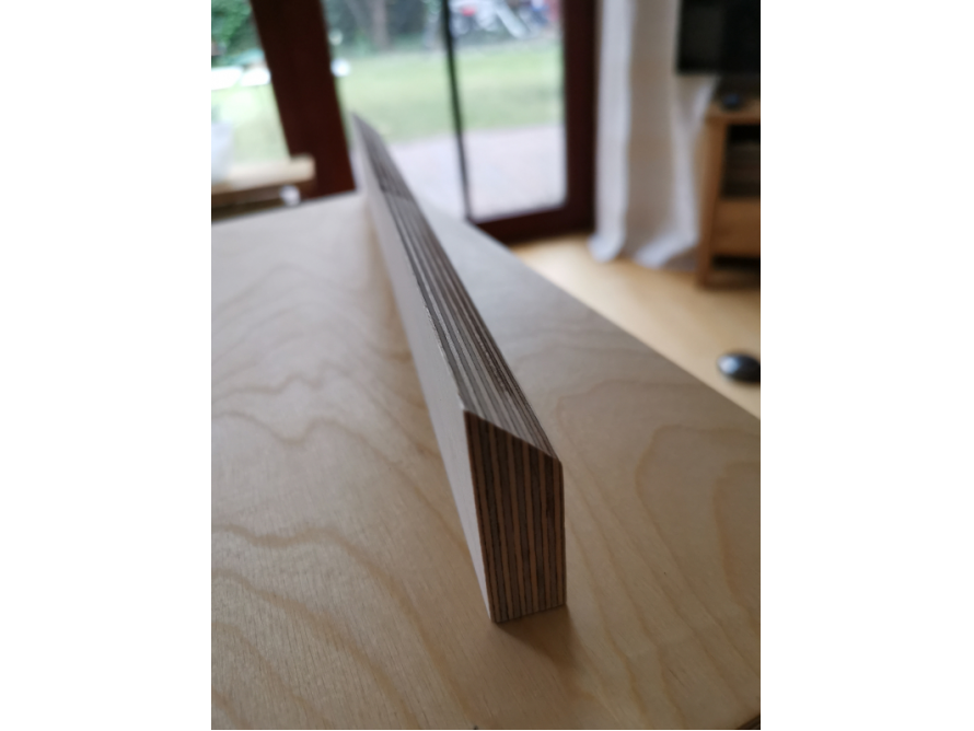 Weißes beschichtetes Holzbrett