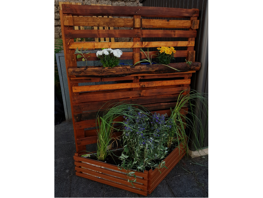 Blumenregal aus Holz