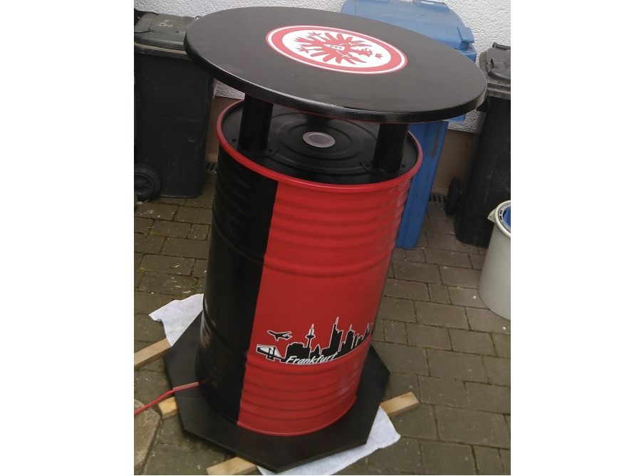 Stehtisch aus Ölfass