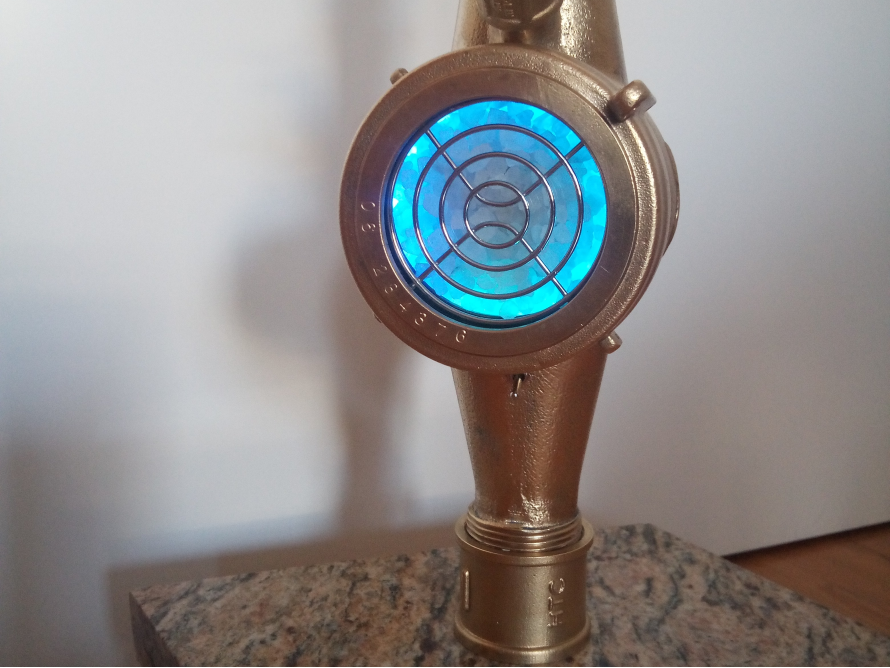 Leuchtende Steampunk Lampe